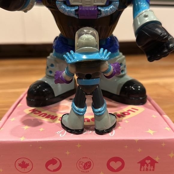 Imaginext Mr. Freeze and Robot - Picture 7 of 7